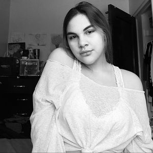 Meet your Posher, Jade